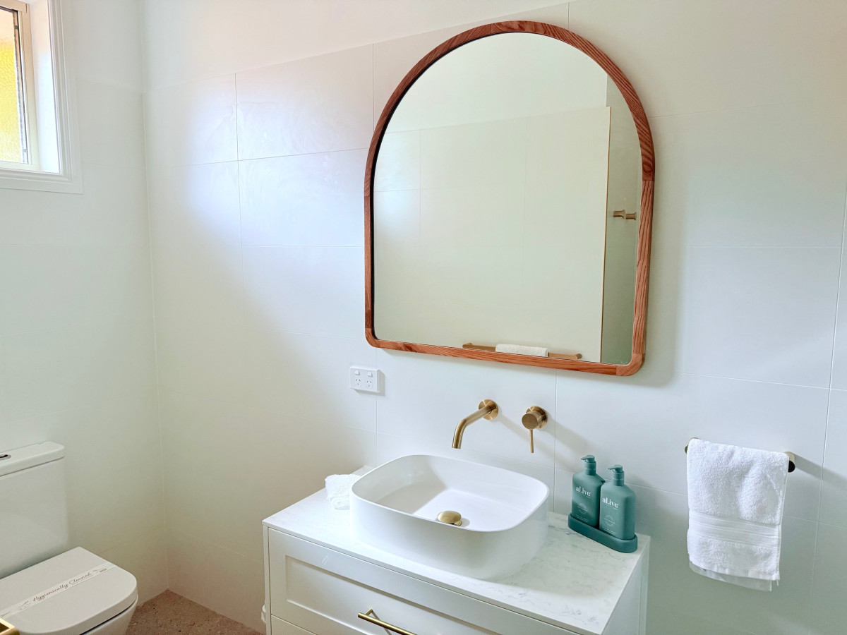 Main Bedroom Ensuite
