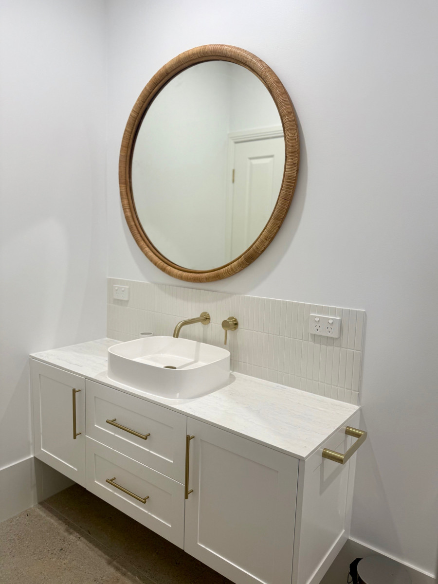Main Bathroom